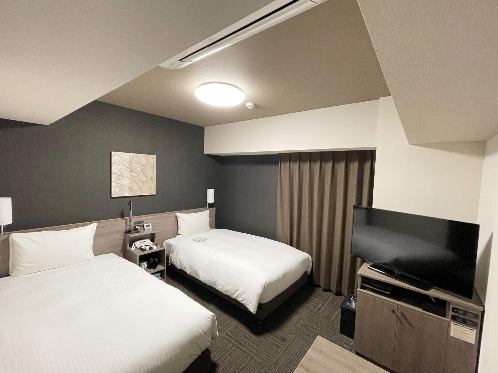 Hotel Route-Inn Osaka Takaishi -Hagoromo Ekimae- Экстерьер фото